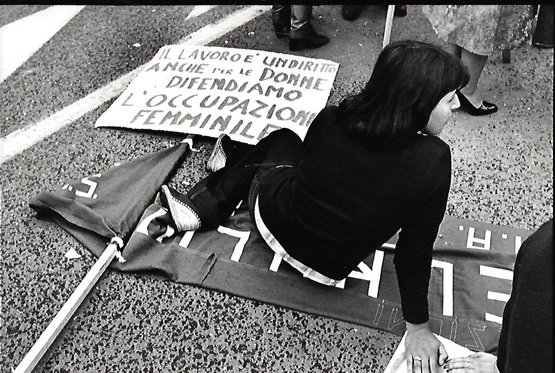 6 dicembre 1975 Roma Manifestazione donne su parit salariale