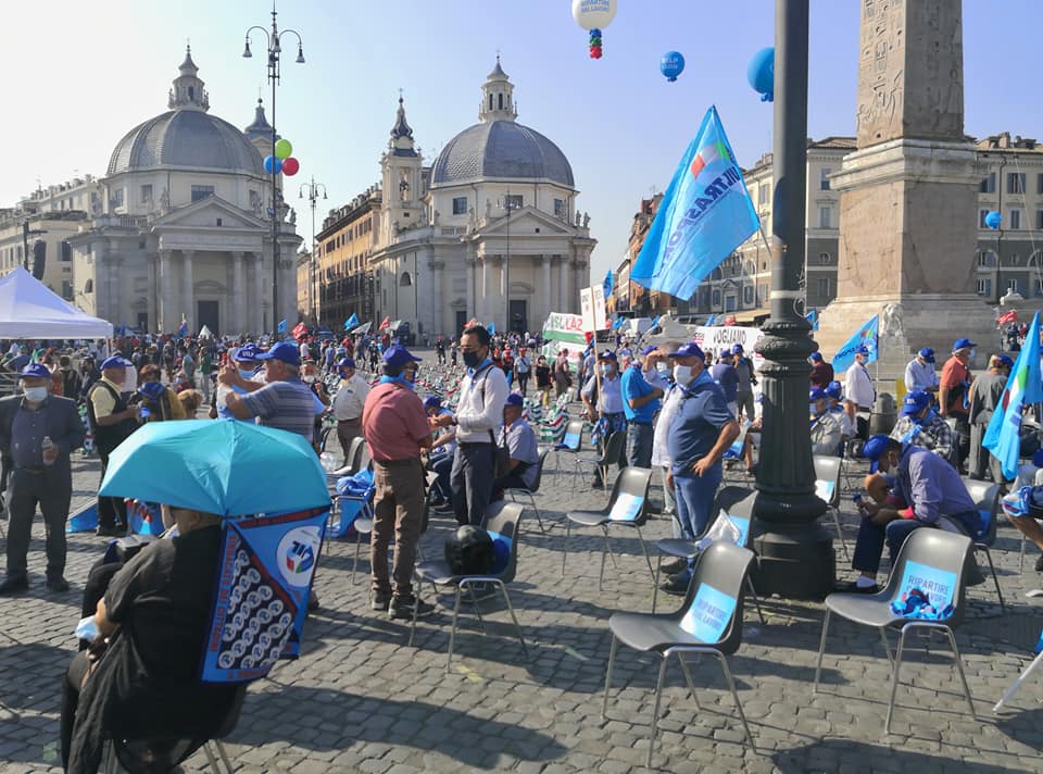 Roma P.zza del Popolo  - Giornata Mobilitazione nazionale - ripartire dal lavoro 18 set 2020